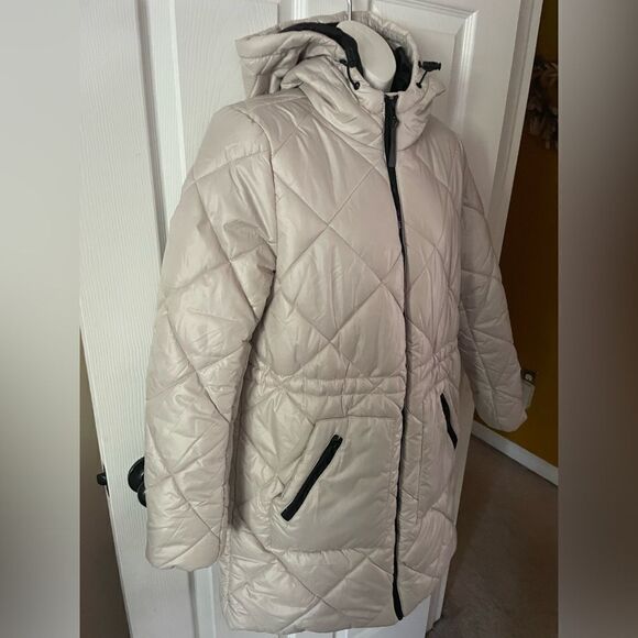 Sebby Collections Women’s Puffer Cream Colored Jacket Size S - Picture 2 of 8